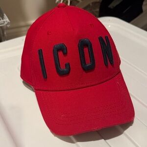 DSQUARED2 red cap